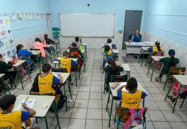 Porto Velho garante valorização histórica com implantação do piso nacional do magistério